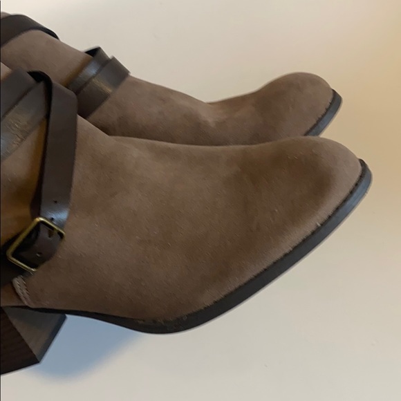 ✨BRAND NEW✨MOSSIMO TAN FAUX SUEDE BOOTIES FESTIVAL LOOK - Picture 11 of 11